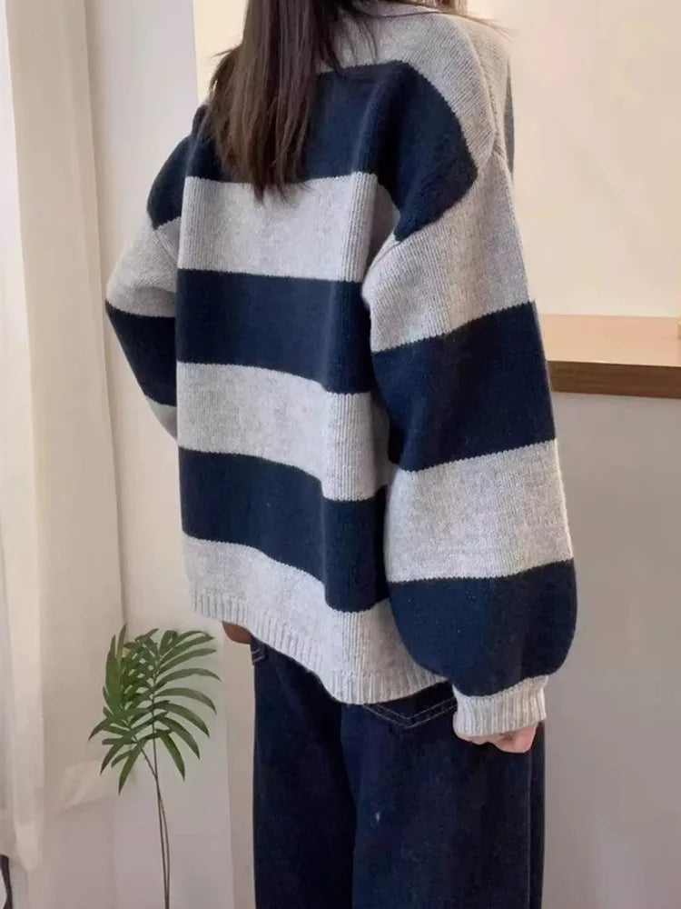 Simple striped round-neck cashmere knitted sweater women loose long-sleeved top versatile autumn and winter wool base sweater