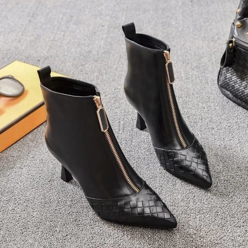 2025 New Women's Fashion Ankle Boots - Black Glossy Leather Quilted Booties with Front Zipper & Mid-Heel, Slim-Fit Winter Boots