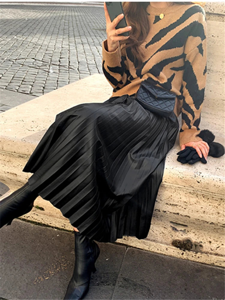 Black PU-leather Pleated Skirt New Women High Waist Fashionable All-match A-Line mi-long Skirt Female