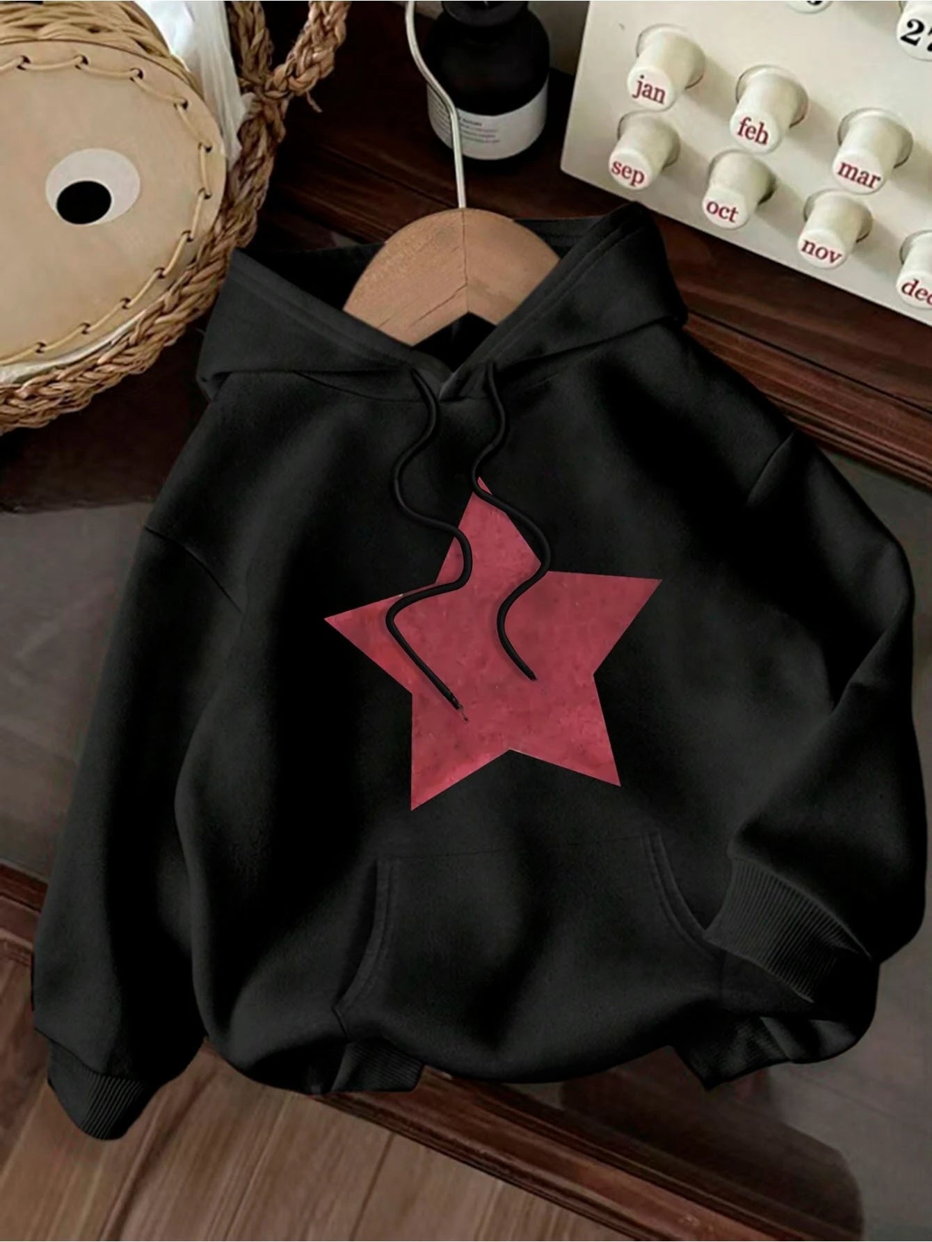 Retro Five Pointed Star Pattern Print 2025 Autumn winter Women's Hoodie Round Neck Long Sleeved Casual Women's Clothing